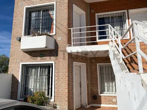 ayala , Piso 0