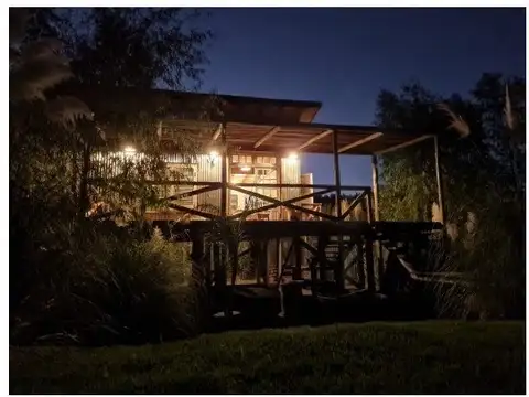 Casa en venta en Barrio semi cerrado Marinas Del Puente- Belén de Escobar