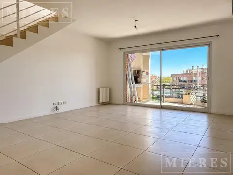 Departamento en Alquiler de 4 dormitorios