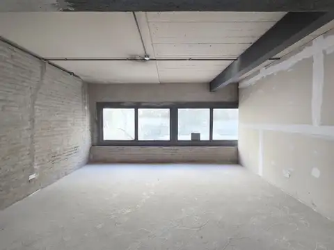 VENTA EDIFICIO -LOCAL COMERCIAL +3 PISOS-CABALLITO