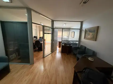 Venta Oficina exc. ubicación Belgrano con patio