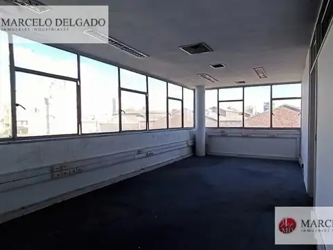 Oficina en Alquiler en Boca, USD 2.500