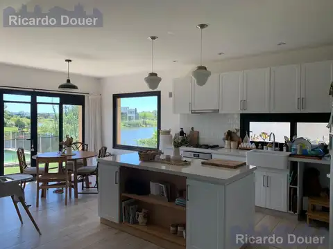 Casa en Alquiler al Noreste