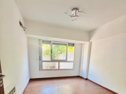 Departamento en Alquiler en Castelar, $ 1.500.000