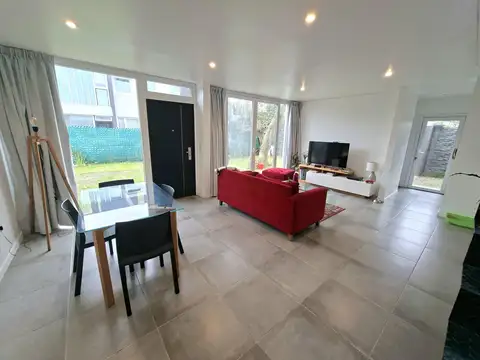 Depto Tipo Casa en Venta 7 años