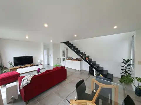 Depto Tipo Casa en Venta de 4 ambientes