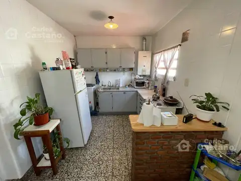 Depto Tipo Casa en Venta 75 años