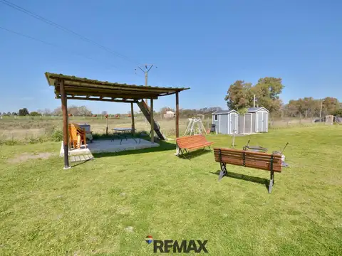 Casa 2 ambientes con 1 baño