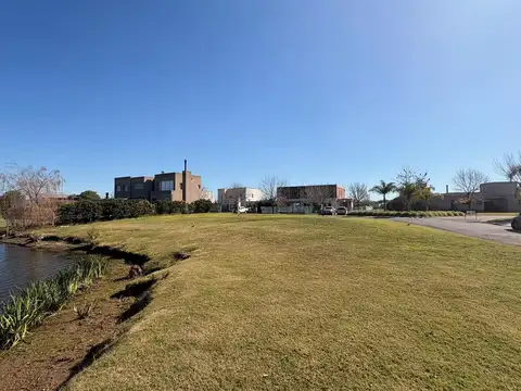 Terreno en Venta en El Cantón - Barrio Islas, USD 90.000
