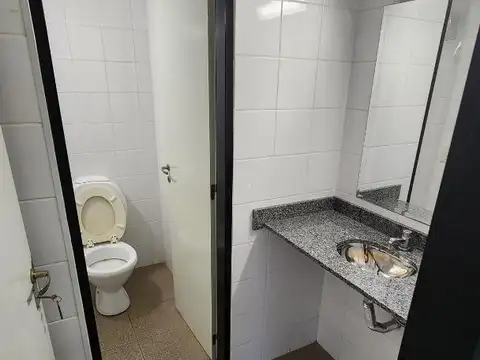 Tacuarí 100, Piso 5°