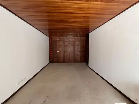 Alquiler Casa Categoría Quinta Sección