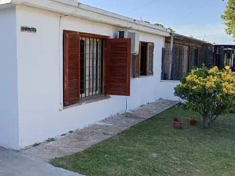 VENTA CASA 2 DORMITORIOS   PARQUE CAPITAL SUR
