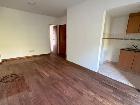 Departamento en Alquiler en Plaza Paso, $ 600.000