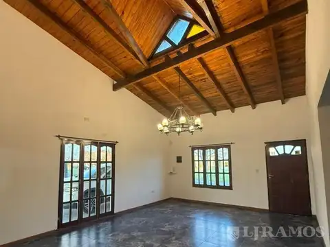 Casa en Alquiler de 3 dormitorios