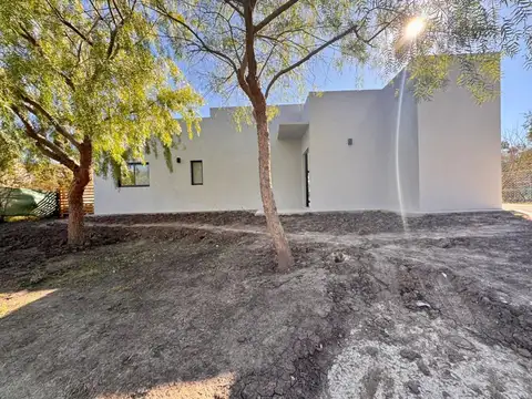 VENTA CASA 4 AMBIENTES B. SAN RAMON PILAR DEL ESTE