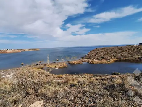 En venta, terreno 662m2, Villa Tenis Club , Mari Menuco