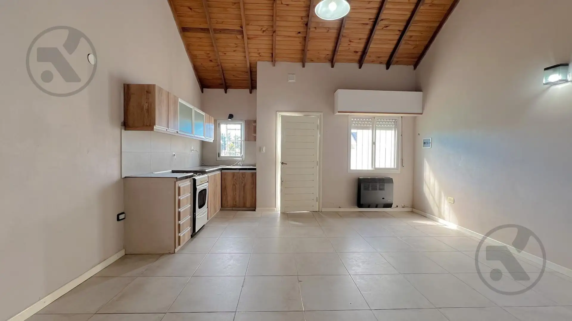 Duplex 3 amb. en Barrio Colinas de Peralta Ramos sobre lote de 283 m2
