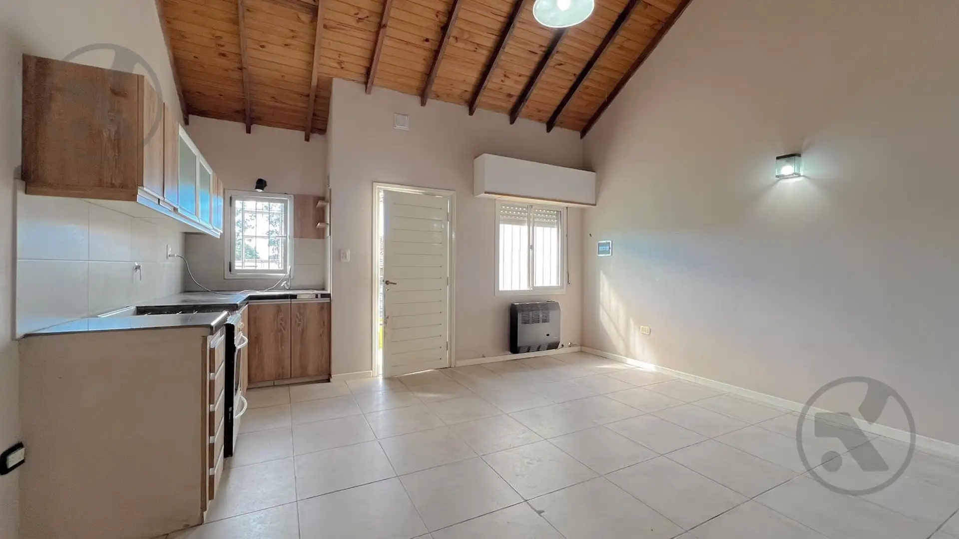 Duplex 3 amb. en Barrio Colinas de Peralta Ramos sobre lote de 283 m2