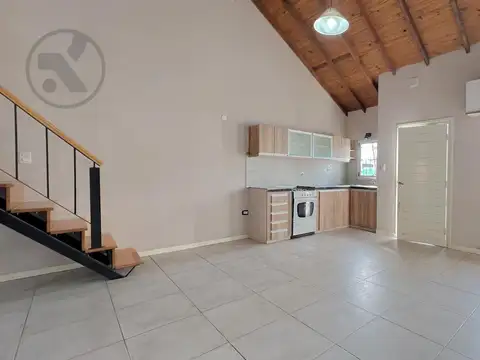 VENTA | Duplex 3 amb. | Benito Lynch al 2700.