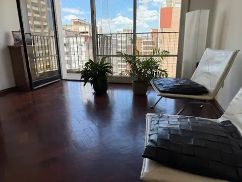 VENTA DPTO 2 DORMIT. FRENTE PLAZA 25 DE MAYO