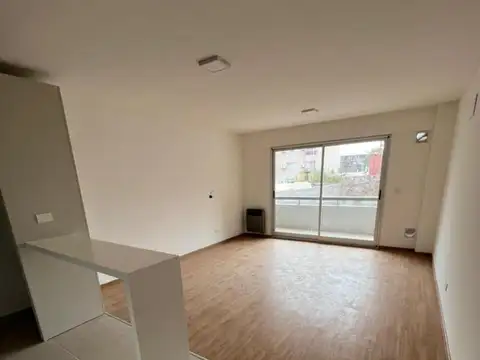 DEPARTAMENTO 2 AMBIENTES CON COCHERA