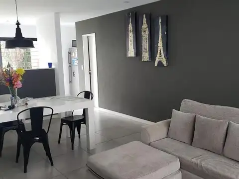 Depto Tipo Casa en Venta de 3 dormitorios