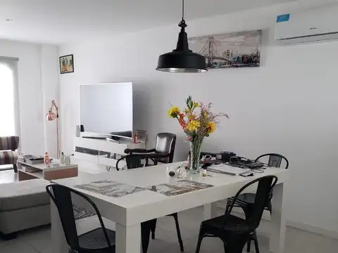 Depto Tipo Casa en Venta 2 años