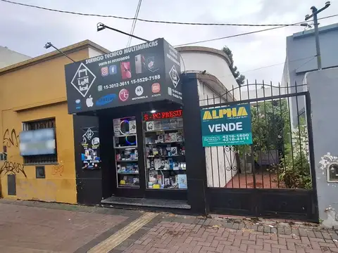 Casa con local de 2,70 x 5 mts. en venta | Berazategui