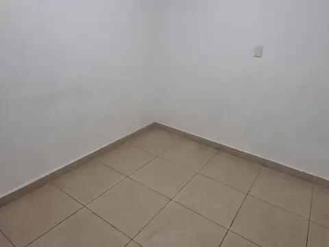 27 de Abril 300
