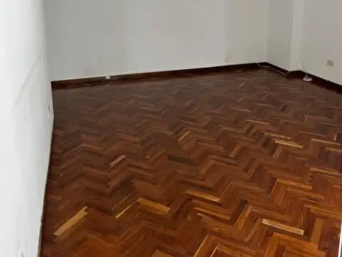 General José De San Martín 2100, Piso 1