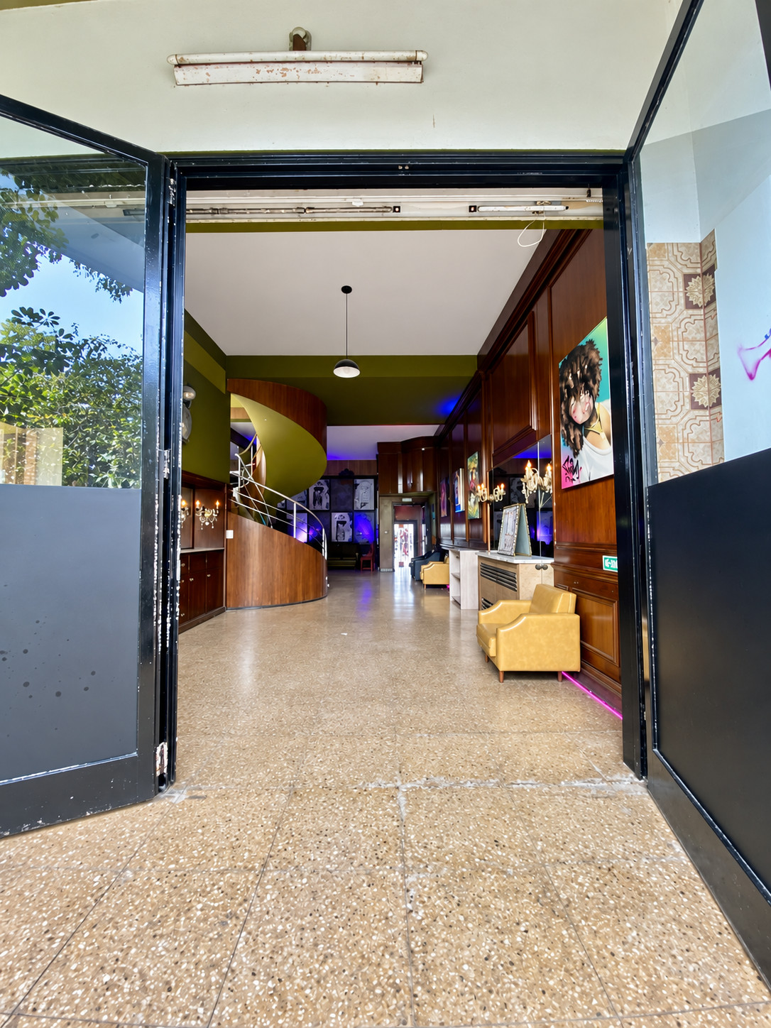 La Mansión 247 | Casa comercial | Jardín, terraza, quincho y cochera