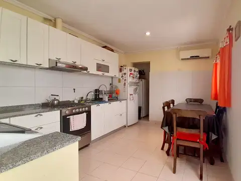 Depto Tipo Casa en Venta en Villa Saenz Peña, USD 108.000