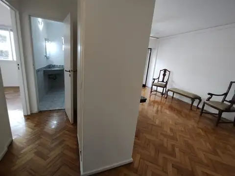 Venta Oficina Consultorio tres Ambientes en Barrio Norte