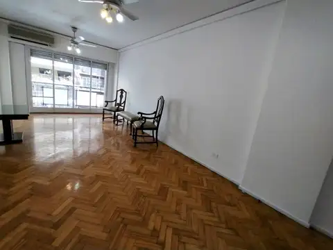 Oficina en Venta 50 años