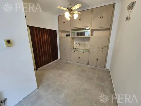 Venta de ph 4 ambientes con cochera en wilde