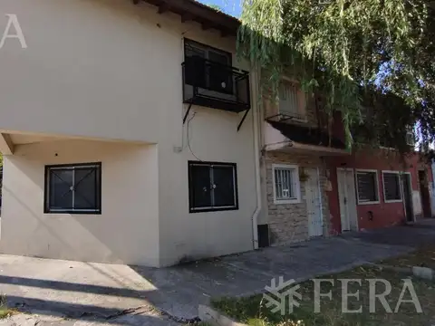 Depto Tipo Casa en Alquiler de 3 ambientes