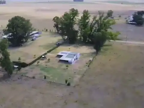 Venta de Campo, Estancia  - 94 hectáreas con cancha de polo profesional