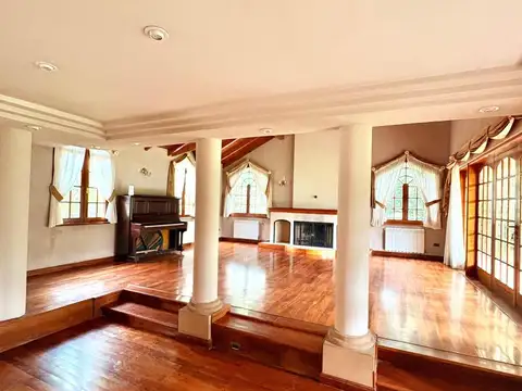 Casa en Alquiler de 5 dormitorios