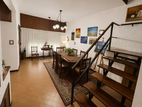 Venta casa 4 ambientes Bella Vista