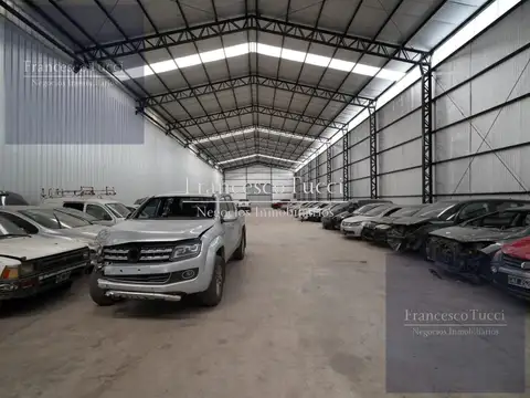 Galpon en Venta 76  mts Fondo