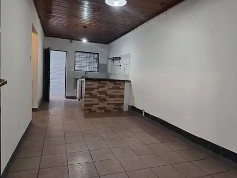Departamento en Alquiler en Rafael Castillo, $ 450.000