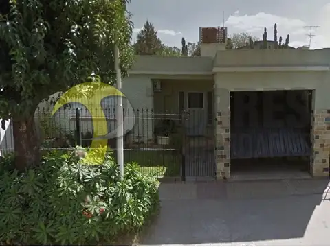 Casa Chalet  en Venta en Villa de Mayo, Malvinas Argentinas, G.B.A. Zona Norte