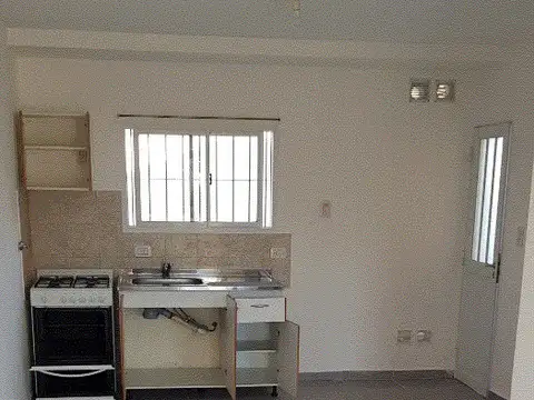 las palmas 100, Piso 0