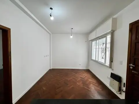 Depto Tipo Casa en Alquiler de 1 dormitorio