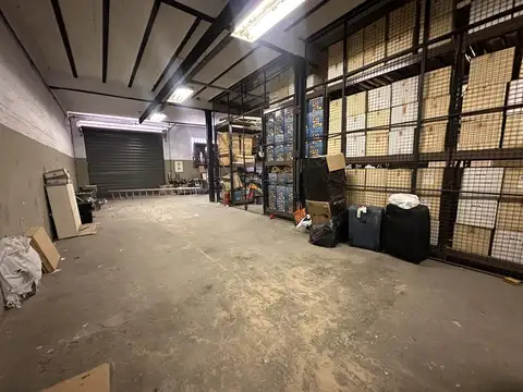 DEPOSITO DE 1100 M2,  OPORTUNIDAD!!