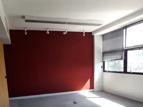Oficina en Alquiler 20 años