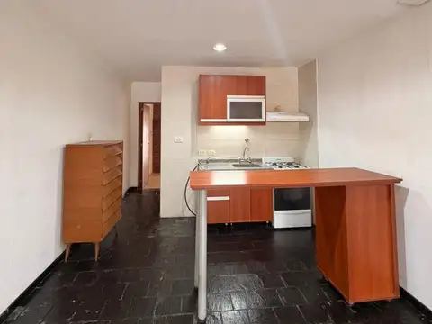 PH 2 ambientes en Alquiler - Barrio Pompeya