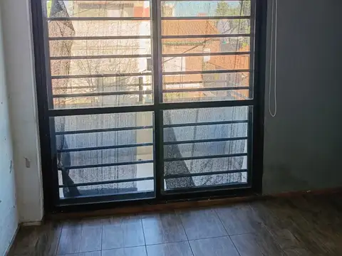 Departamento en Alquiler en Lanus Oeste, $ 500.000