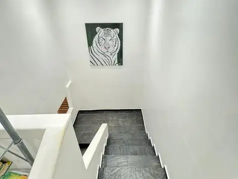 Casa 4 ambientes con 4 baños