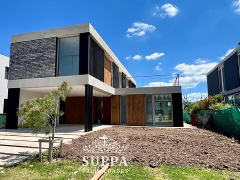 Casa en Venta en Laguna Grande